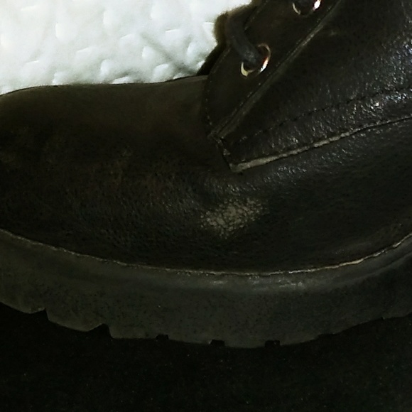 Laced booties - Picture 4 of 4